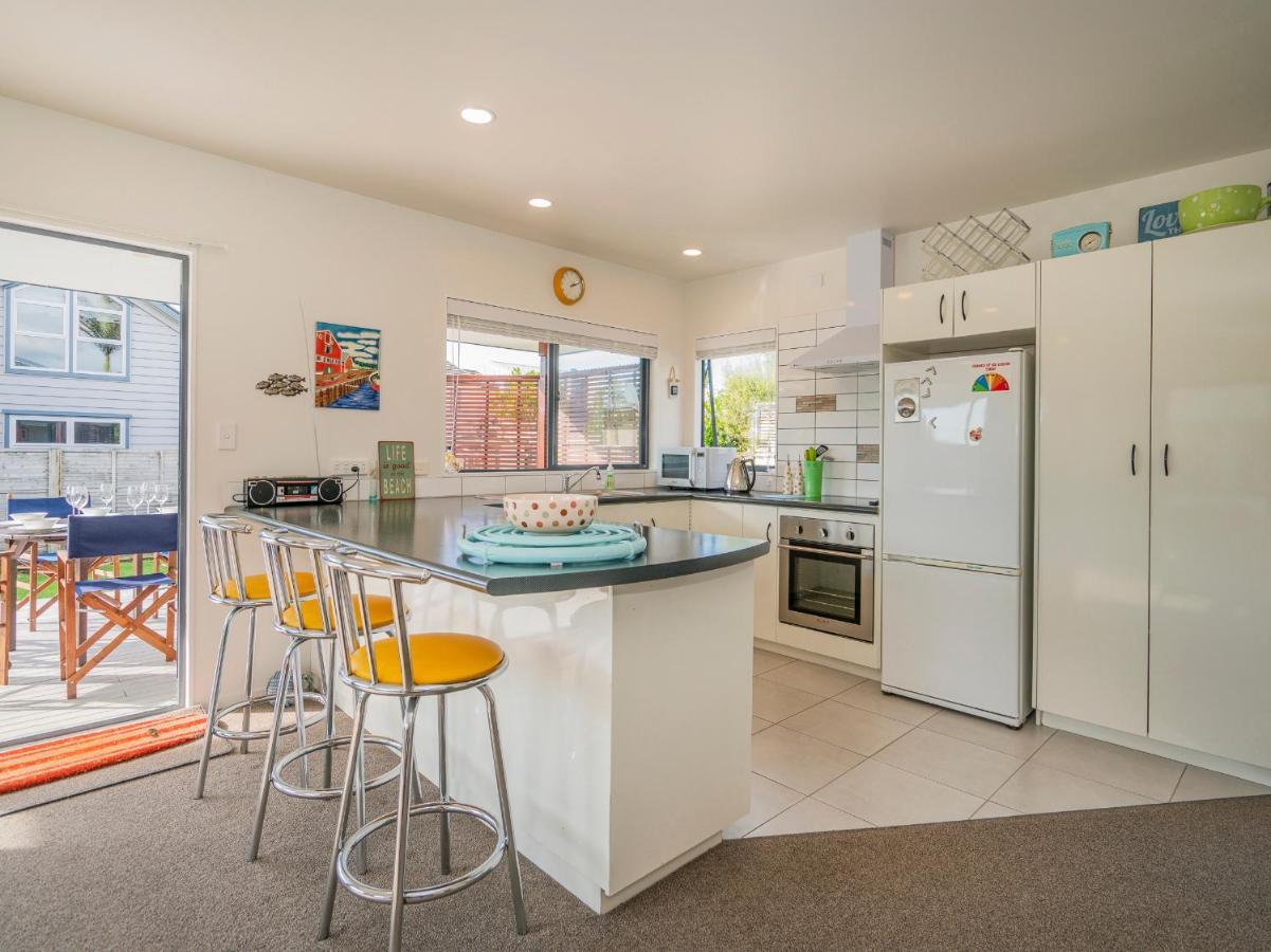 Sunlight Bach - Whitianga Holiday Home Экстерьер фото