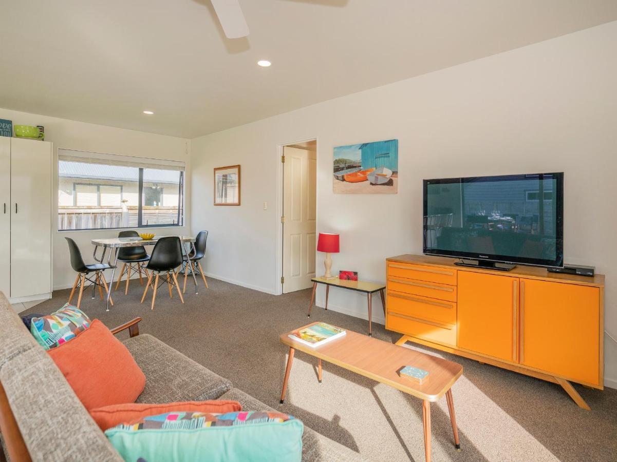 Sunlight Bach - Whitianga Holiday Home Экстерьер фото