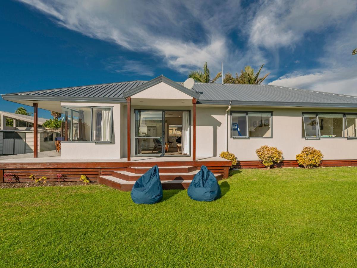 Sunlight Bach - Whitianga Holiday Home Экстерьер фото